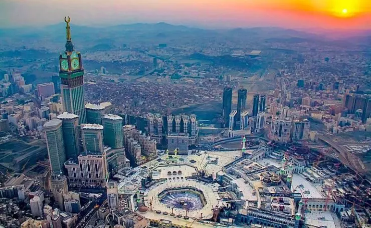 Fairmont Makkah Clock Royal Tower